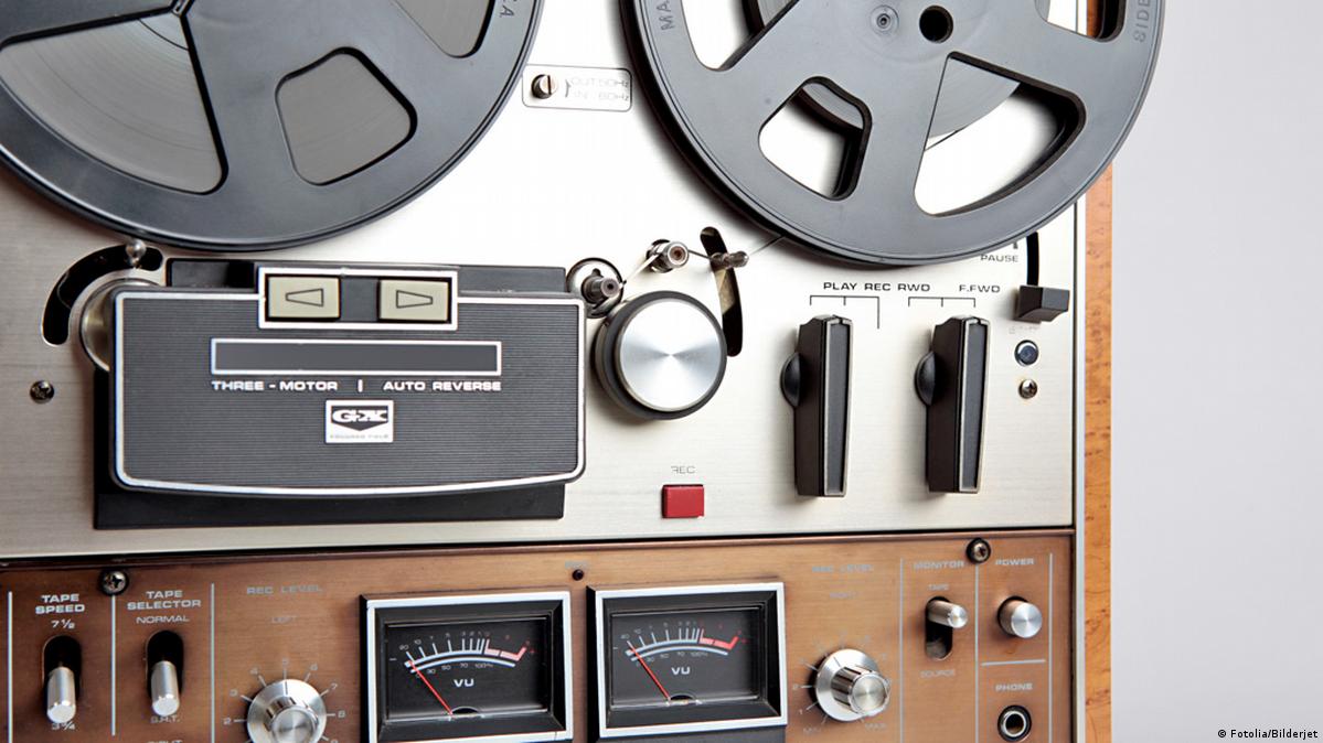 The advent of tape recorders DW 07/14/2016