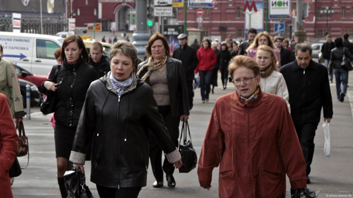 прохожие в москве