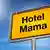 Ein Schild mit der Aufschrift "Hotel Mama" (Foto: Fotolia)
