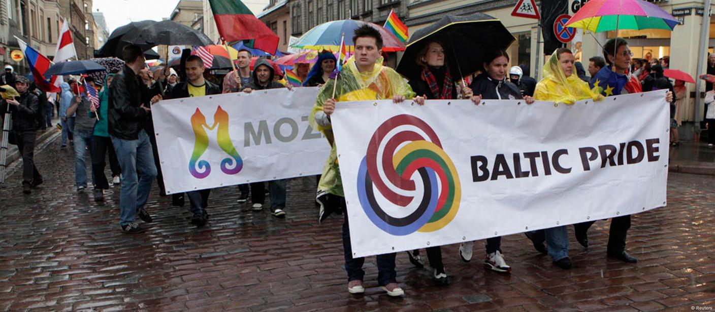 Гей-парад в Риге: за права человека – DW – 02.06.2012