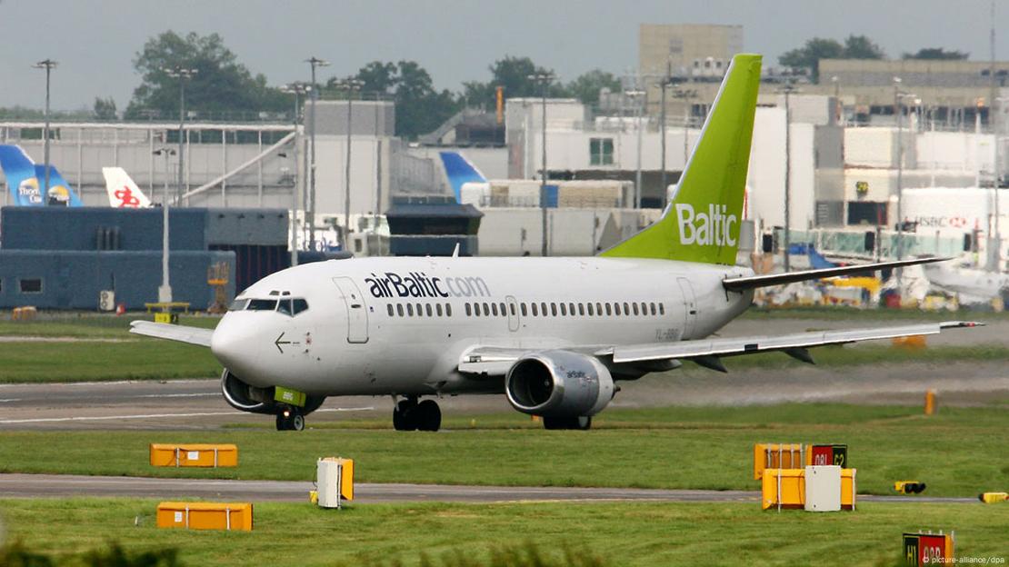 Самолет на авиокомпания airBaltic