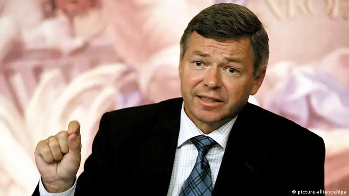 Der norwegische Ministerpräsident Kjell Magne Bondevik, aufgenommen am 17.9.2003 in Rom, Italien.