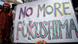 Ante la sede del gobierno de Tokio cientos de personas se concentraron, ante un gran despliegue policial, para protestar contra la decisión del gobierno. Ante la sede del gobierno de Tokio cientos de personas se concentraron, ante un gran despliegue policial, para protestar contra la decisión del gobierno.