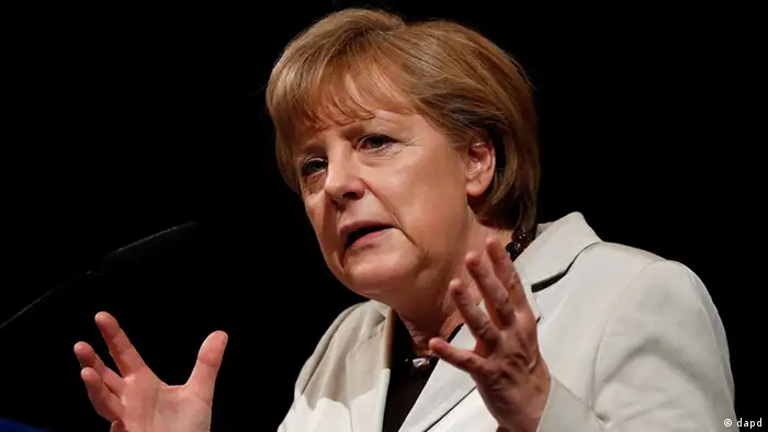 Bundeskanzlerin Angela Merkel (CDU) spricht am Samstag (16.06.12) auf dem 104. Landesparteitag der CDU Hessen in Darmstadt. Foto: Mario Vedder/dapd