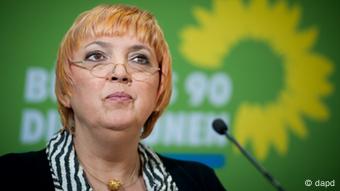 Die Bundesvorsitzende der Gruenen, Claudia Roth Foto: Maja Hitij/dapd