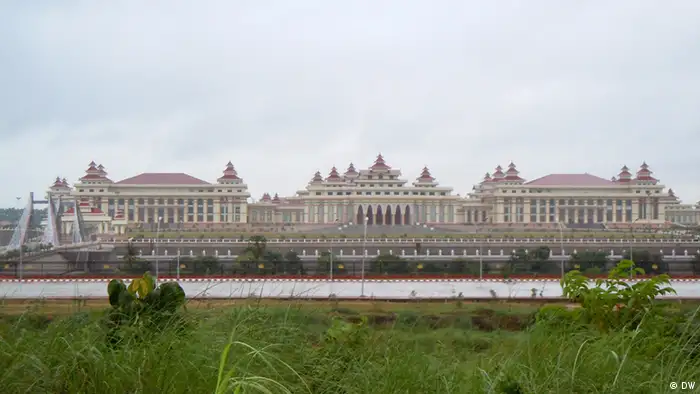 Parlamentsgebäude in Naypyidaw Myanmar