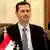 ARCHIV - Der syrische Präsident Baschar al-Assad (Archivfoto vom 04.09.2008) ist nach eigenen Angaben bereit, auf den künftigen US-PräsidentenObama zuzugehen. «Die neue amerikanische Regierung muss sich ernsthaft im Friedensprozess engagieren. Wir sind zu jeder Form der Kooperation bereit», sagte Assad in einem Gespräch mit dem Nachrichtenmagazin «Der Spiegel». Damaskus würde «gern zur Stabilisierung der Region beitragen». EPA/YOUSSEF BADAWI +++(c) dpa - Bildfunk+++