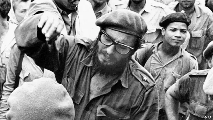 Fidel Castro durante la invasión