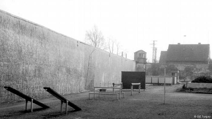 Sport- und Drillplatz für Jungen, auf dem Gelände des Jugendwerkshofes Torgau. Copyright: DIZ Torgau