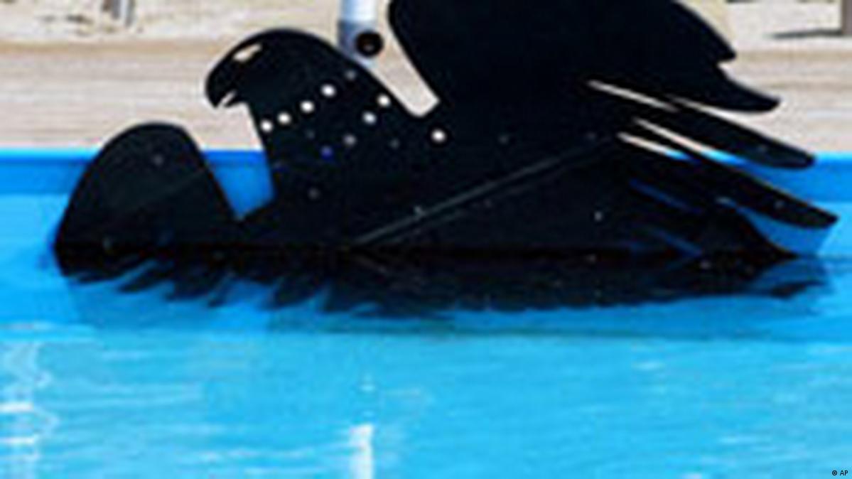 German Towel Reservations All Wet DW 08/08/2005