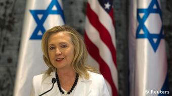 Hillary Clinton pide una conmemoración adecuada para las víctimas