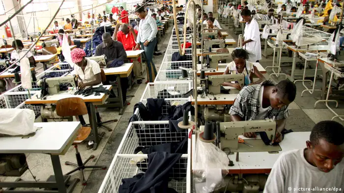 Une usine textile à Accra, au Ghana, en 2007
