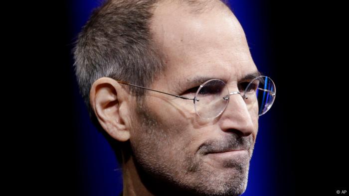 When did steve jobs die