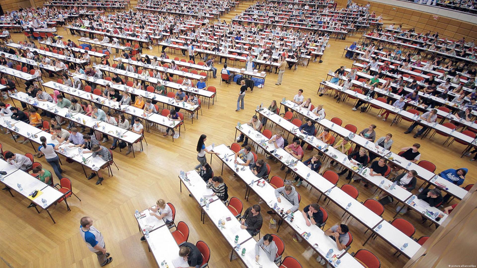 How to apply for the perfect job in Germany – DW – 08/02/2019