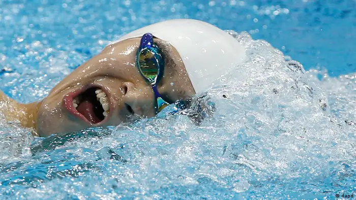 China's Sun Yang competes in a heat of the men's 400-meter freestyle at the Aquatics Centre in the Olympic Park during the 2012 Summer Olympics in London, Saturday, July 28, 2012. (Foto:Daniel Ochoa De Olza/AP/dapd)