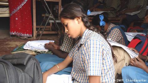 Bangalore School Girls Free Porn Veedios - Menstrual taboos â€“ DW â€“ 08/14/2012