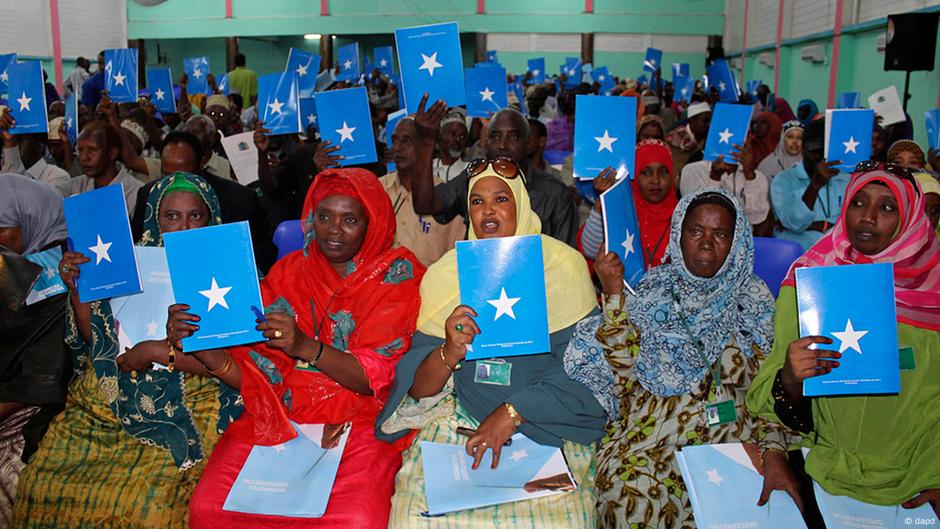 Somalia bekommt neue Verfassung DW 01.08.2012