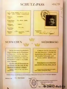 Un passeport sauve-conduit établi par Raoul Wallenberg et conservé au Mémorial de Kaunas en Lituanie