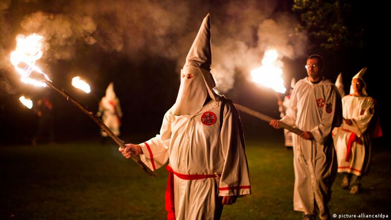 Anonymous attempt to out KKK falls flat – DW – 11/06/2015