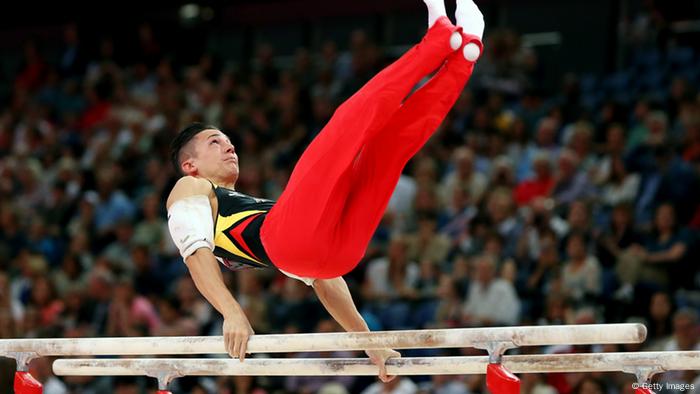 men's parallel bars