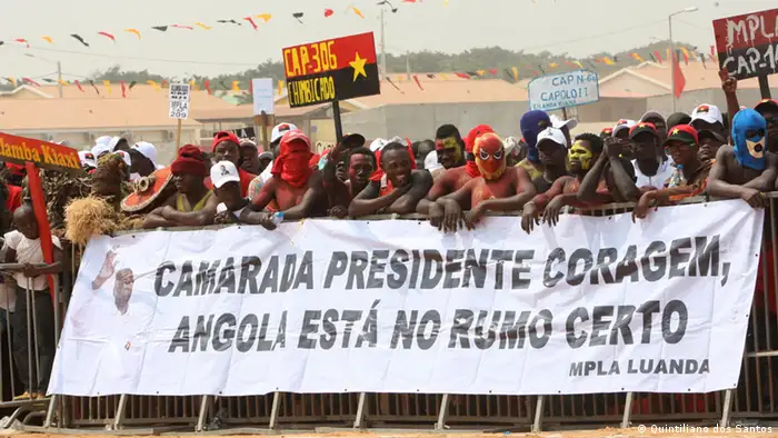 MPLA eröffnet Wahlkampf in Angola - Anhänger der Regierungspartei (Quintiliano dos Santos)