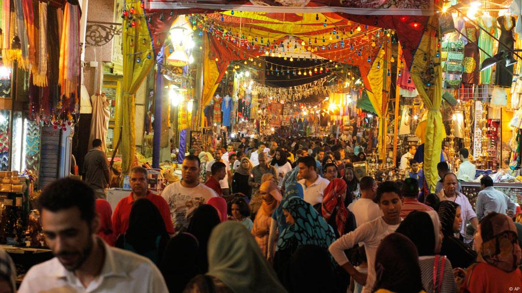 عضو كبار العلماء هذا حكم عدم الصيام في دول يصل نهارها لـ19 ساعة