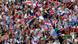 Fans mit britischen Fahnen auf der Tribüne (Foto: dpa) Fans mit britischen Fahnen auf der Tribüne (Foto: dpa)