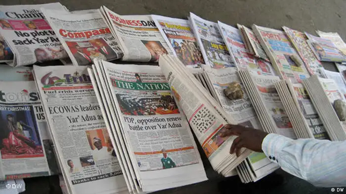 Un kiosque à journaux à Lagos, au Nigeria