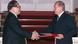 Jiang Zemin und Wladimir Putin 2001 Jiang Zemin und Wladimir Putin 2001