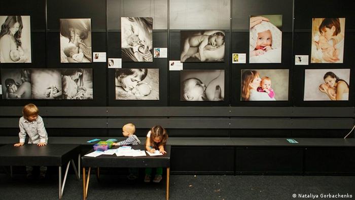 Публічно виставляти свої фото готові не всі мами