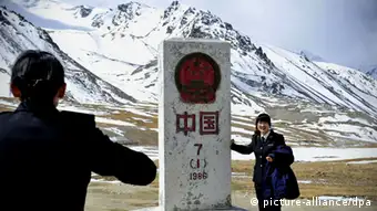 Seidenstraße Pakistan China Grenze Grenzstein