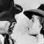 ARCHIV - Humphrey Bogart als Richard 'Rick' Blaine und Ingrid Bergman als Ilsa Lund Laszlo blicken sich in dem Filmklassiker "Casablanca" tief in die Augen (Filmszene von 1942). Bergman starb am 29. August 1982 in London - ihrem 67. Geburtstag - an den Folgen von Brustkrebs. Am kommenden Mittwoch (29.08.2007) jährt sich ihr Todestag zum 25. Mal. (zu dpa-Korr. "Unschuld und Sinnlichkeit: Ingrid Bergman starb vor 25 Jahren" vom 23.08.2007) +++(c) dpa - Bildfunk+++