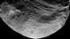 Ein von der NASA-Sonde Dawn aufgenommenes Bild zeigt die Oberflaeche des Asteroiden Vesta (Foto vom 23.07.11). Die Aufnahme ist aus einer Entfernung von rund 5.200 Kilometern entstanden. Das Max-Planck-Institut fuer Sonnensystemforschung wird am Montagabend (01.08.11) in Berlin erste Erkenntnise, die aus den hochaufloesenden Bildern des Asteroiden gewonnen wurden, bekannt geben. (zu dapd-Text) Foto: JPL-Caltech/UCLA/MPS/DLR/IDA/NASA/dapd Ein von der NASA-Sonde Dawn aufgenommenes Bild zeigt die Oberflaeche des Asteroiden Vesta (Foto vom 23.07.11). Die Aufnahme ist aus einer Entfernung von rund 5.200 Kilometern entstanden. Das Max-Planck-Institut fuer Sonnensystemforschung wird am Montagabend (01.08.11) in Berlin erste Erkenntnise, die aus den hochaufloesenden Bildern des Asteroiden gewonnen wurden, bekannt geben. (zu dapd-Text) Foto: JPL-Caltech/UCLA/MPS/DLR/IDA/NASA/dapd