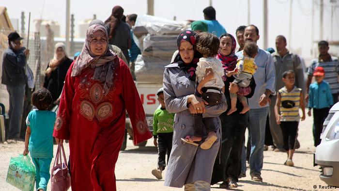 Syrer auf der Flucht vor dem Bürgerkrieg, hier in Jordanien (foto: reuters)