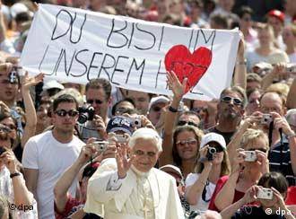 Benedict XVI admits it's not easy being pope