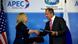 US-Außenministerin Hillary Clinton (links) und ihr russischer Kollege Sergej Lawrow beim Treffen auf der APEC-Konferenz. Foto: dapd US-Außenministerin Hillary Clinton (links) und ihr russischer Kollege Sergej Lawrow beim Treffen auf der APEC-Konferenz. Foto: dapd