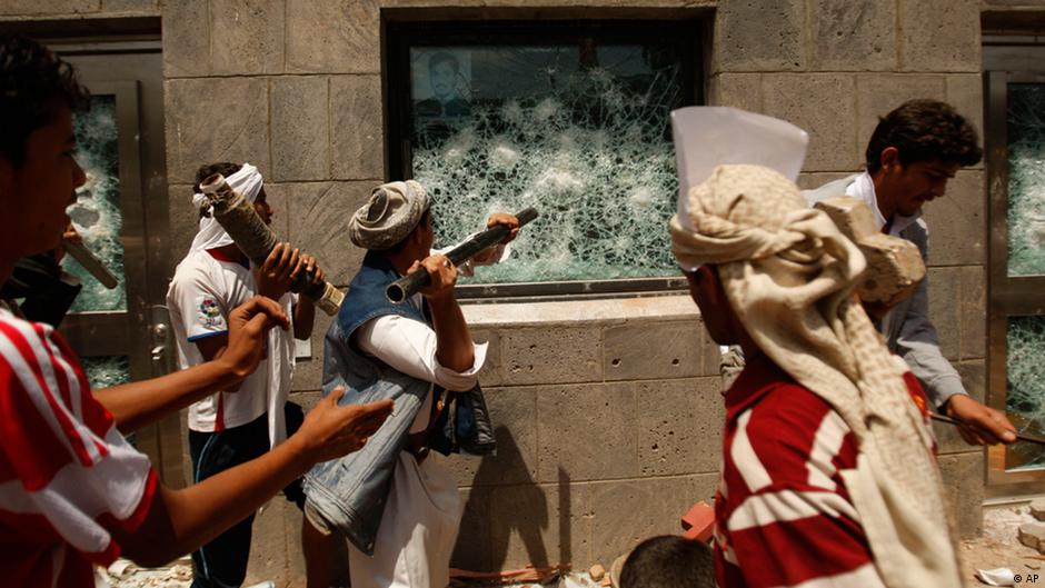 Film Protests Spread In Arab World News Dw 13 09 2012