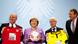 Der Präsident des FC Bayern München, Uli Hoeneß (links), Bundeskanzlerin Angela Merkel, der Präsident des Ligaverbandes, Reinhard Rauball und der Vorstandssprecher der Deutschlandstiftung Integration, Wolfgang Fürstner (rechts) (Foto: dpa) Der Präsident des FC Bayern München, Uli Hoeneß (links), Bundeskanzlerin Angela Merkel, der Präsident des Ligaverbandes, Reinhard Rauball und der Vorstandssprecher der Deutschlandstiftung Integration, Wolfgang Fürstner (rechts) (Foto: dpa)