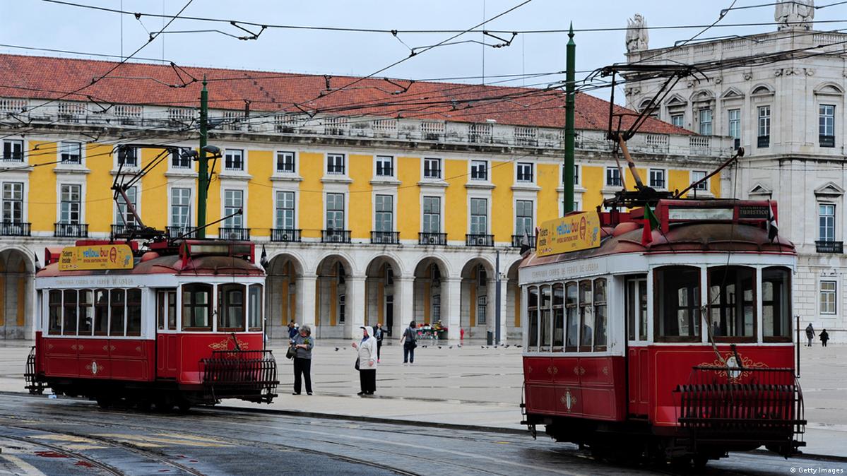 TURISMO MOÇAMBICANO EM PORTUGAL, 2012