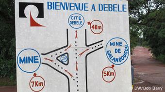 L'économie guinéenne repose principalement sur les exportations de minerais mais cela ne profite pas aux populations L'économie guinéenne repose principalement sur les exportations de minerais mais cela ne profite pas aux populations