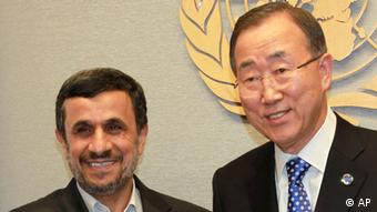 Ahmadinedschad und Ban Ki-moon auf der UN Vollversammlung (Foto: AP)