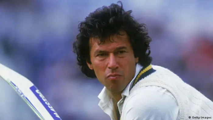 Imran Khan playing cricket (Getty Images)