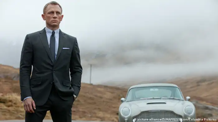 RELEASE DATE: . MOVIE TITLE: 007 Skyfall. STUDIO: MGM. PLOT: Bond's loyalty to M is tested as her past comes back to haunt her. As MI6 comes under attack, 007 must track down and destroy the threat, no matter how personal the cost. PICTURED: DANIEL CRAIG as James Bond [ Rechtehinweis: usage Germany only, Verwendung nur in Deutschland ]