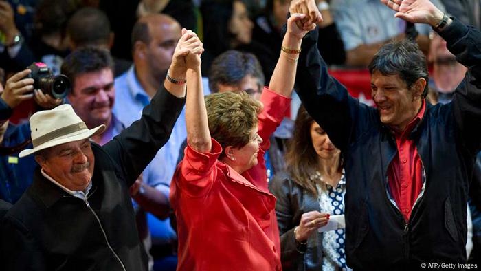 Lula da Silva with associates celebrating electoral success