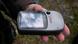 Bildtext: GPS-Gerät zur Orientierung und notwendiges Utensil beim Geocaching. Foto: Karin Jäger, 20.09.2012, rechtefrei für DW. Bildtext: GPS-Gerät zur Orientierung und notwendiges Utensil beim Geocaching. Foto: Karin Jäger, 20.09.2012, rechtefrei für DW.
