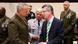 US-General John Allen (links) und Verteidigungsminister Thomas de Maizière im Gespräch im Brüssel (Foto: Reuters) US-General John Allen (links) und Verteidigungsminister Thomas de Maizière im Gespräch im Brüssel (Foto: Reuters)