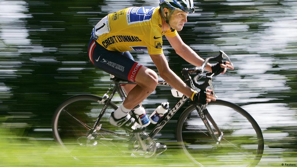 Escándalo en el ciclismo: acusan a Lance Armstrong de dopaje motorizado Deportes | DW | 12.04.2021
