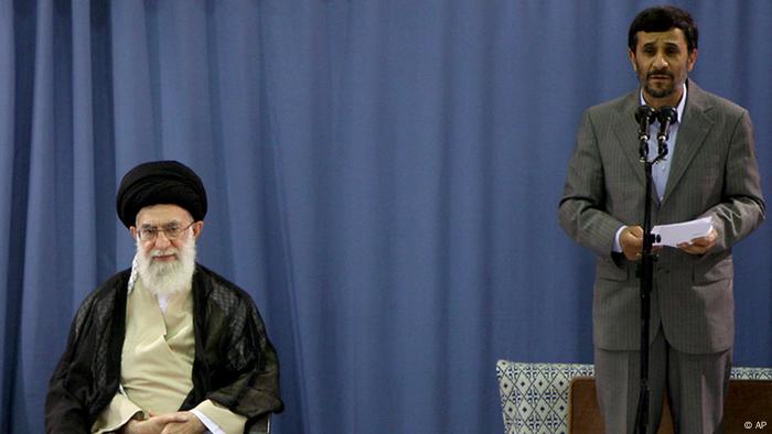 Ajatollah Ali Chamenei und Mahmud Ahmadinedschad (Foto: AP)