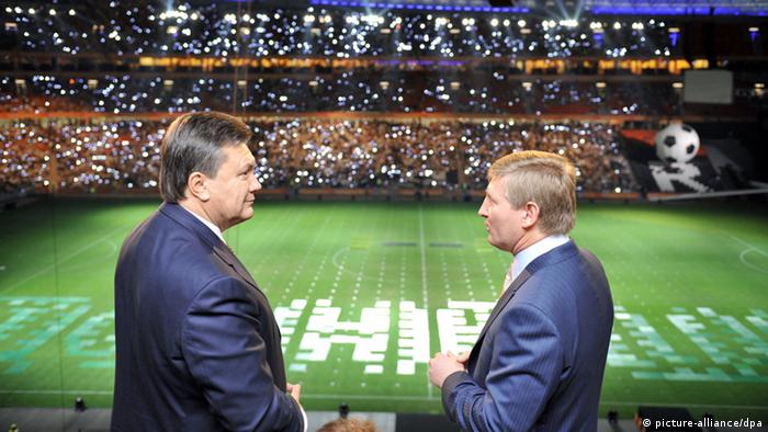 Ukraine Rinat Achmetow und Viktor Janukowitsch