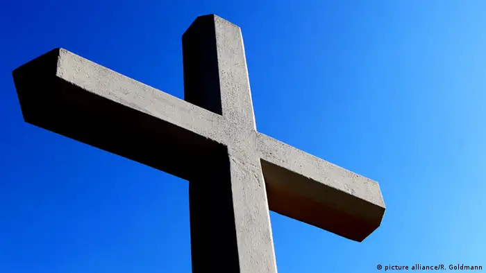 Symbolbild Religion Christentum Kreuz